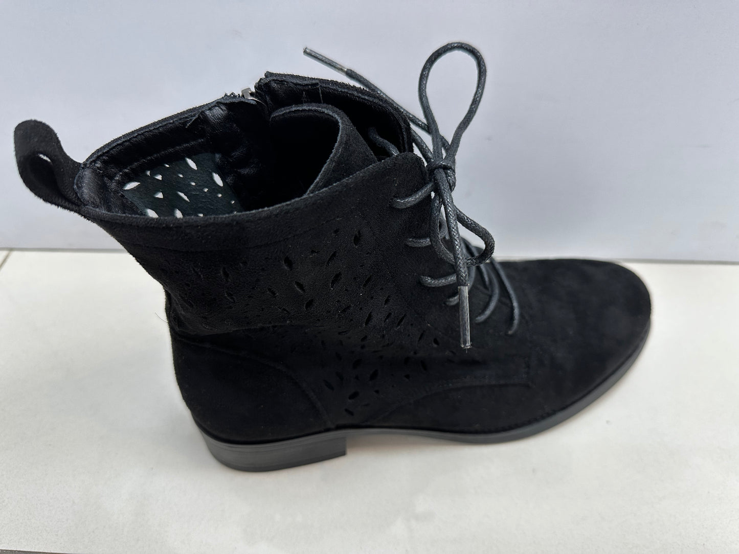 Eleganckie Buty Damske D7252 (36-41,12par)