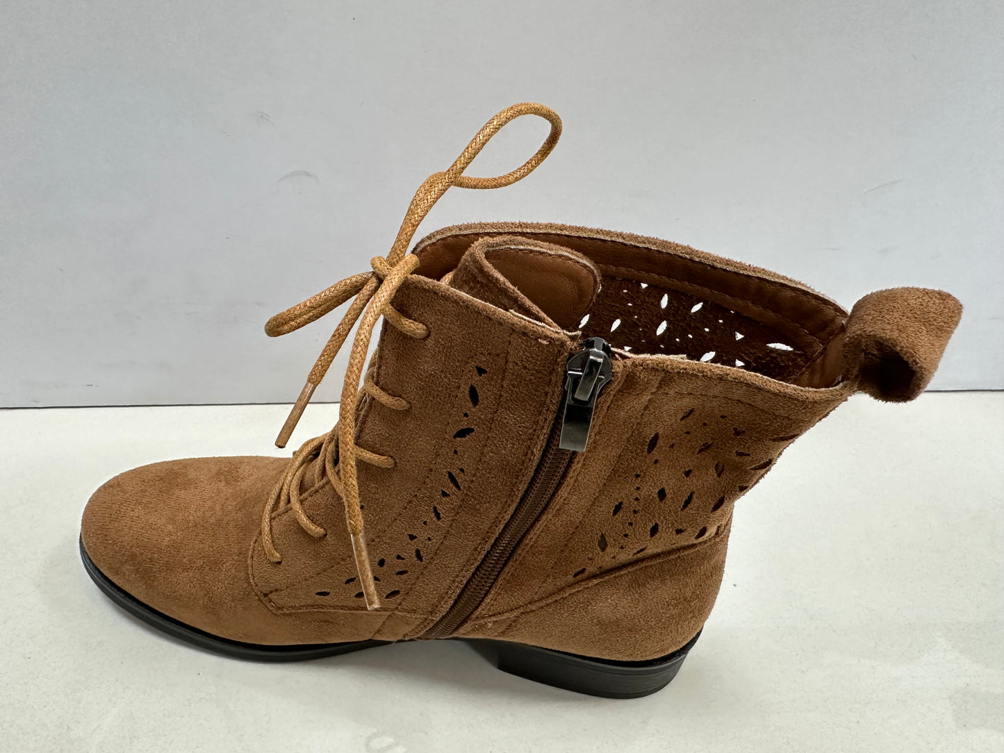 Eleganckie Buty Damske D7252 (36-41,12par)