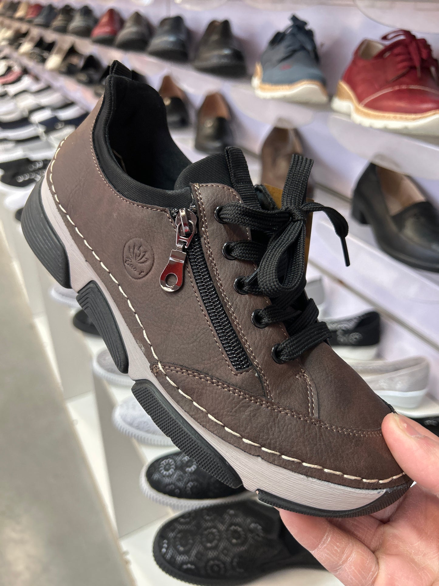 Buty Sportowe Damskie 9001-2 (36-41,12par)