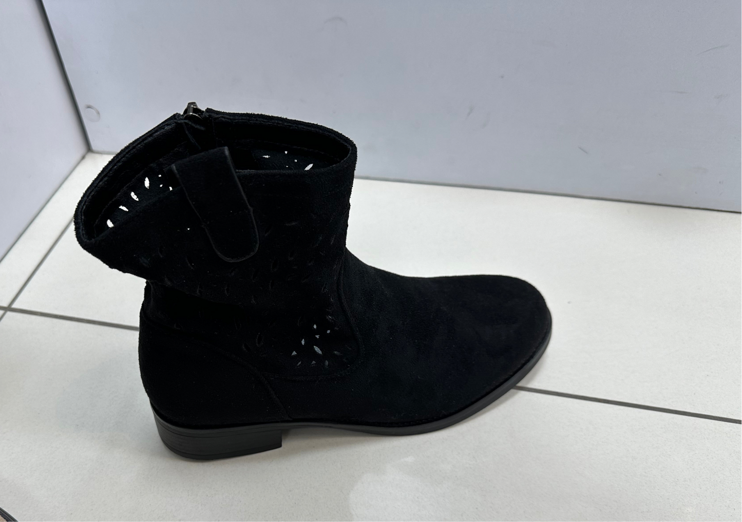 Eleganckie Buty Damskie D7253 (36-41,12par)