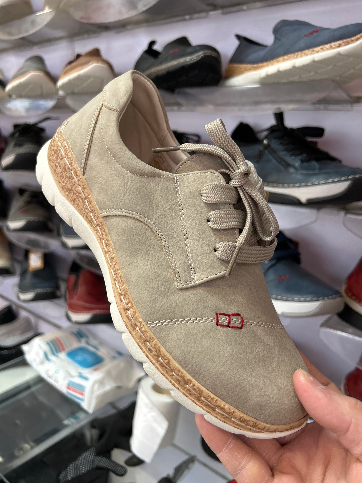 Buty Sportowe Damskie 9165-7 (36-41,12par)