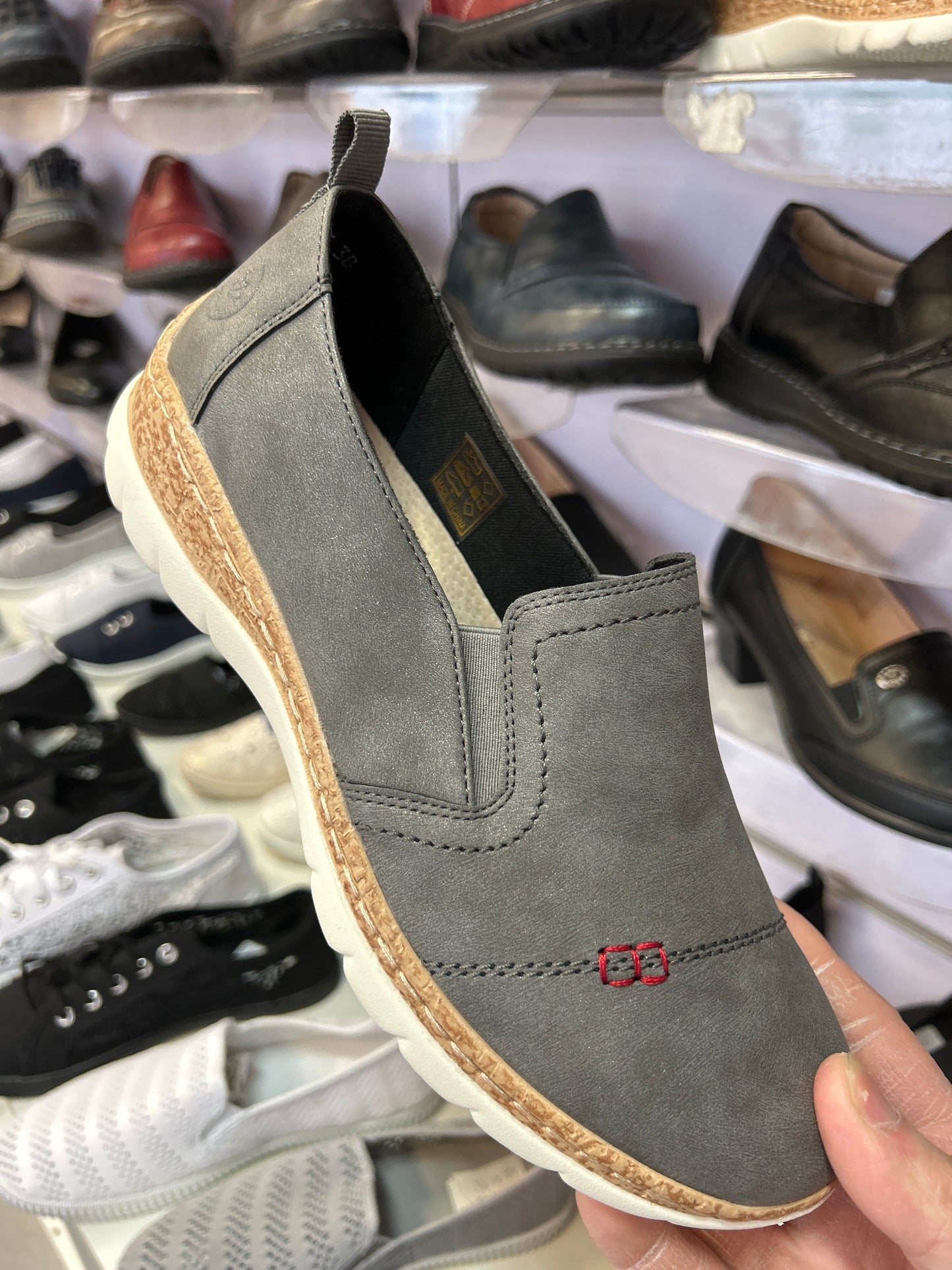 Buty Sportowe Damskie 9167-5 (36-41,12par)