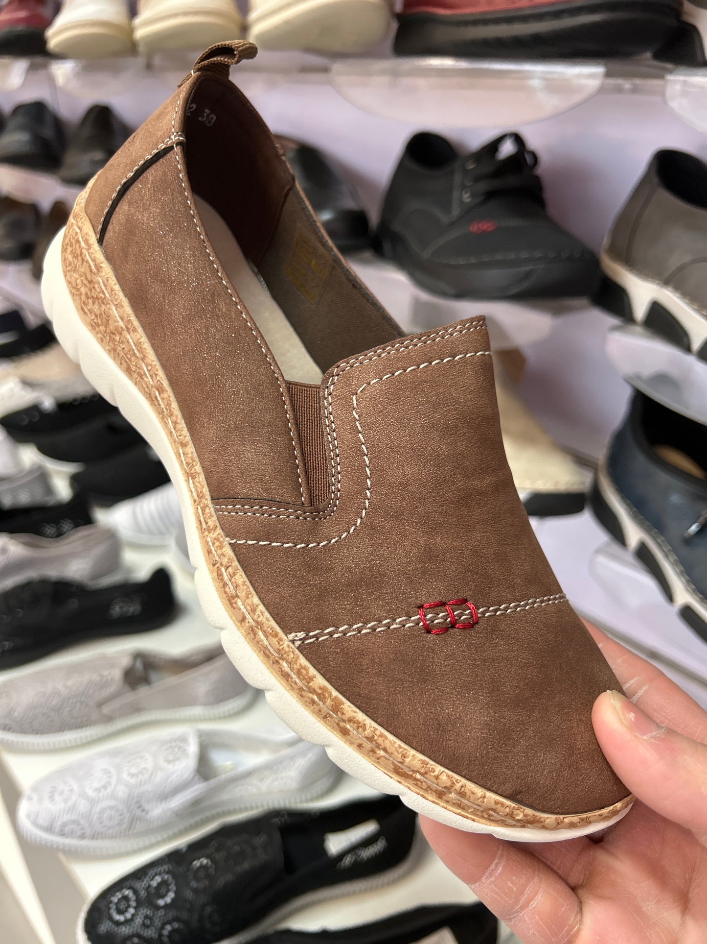 Buty Sportowe Damskie 9167-2 (36-41,12par)