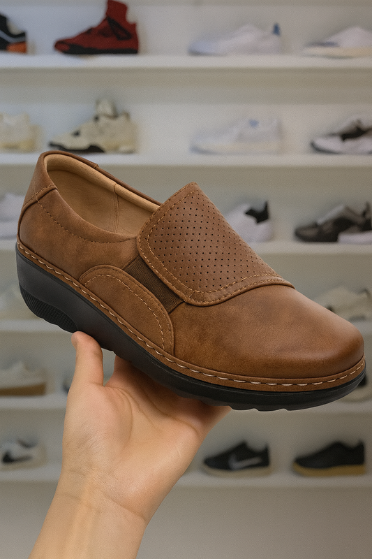 Półbuty Damskie D8303-5 (36-42,12Par)