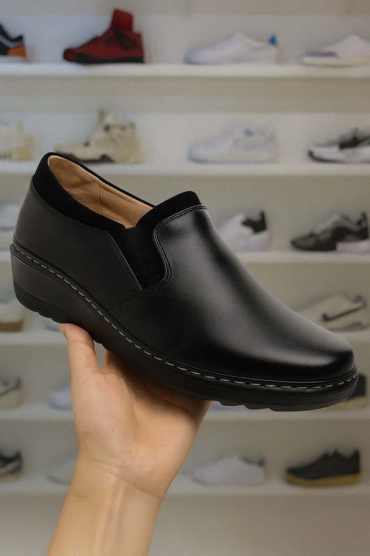 Półbuty Damskie D8325-21 (36-42,12Par)