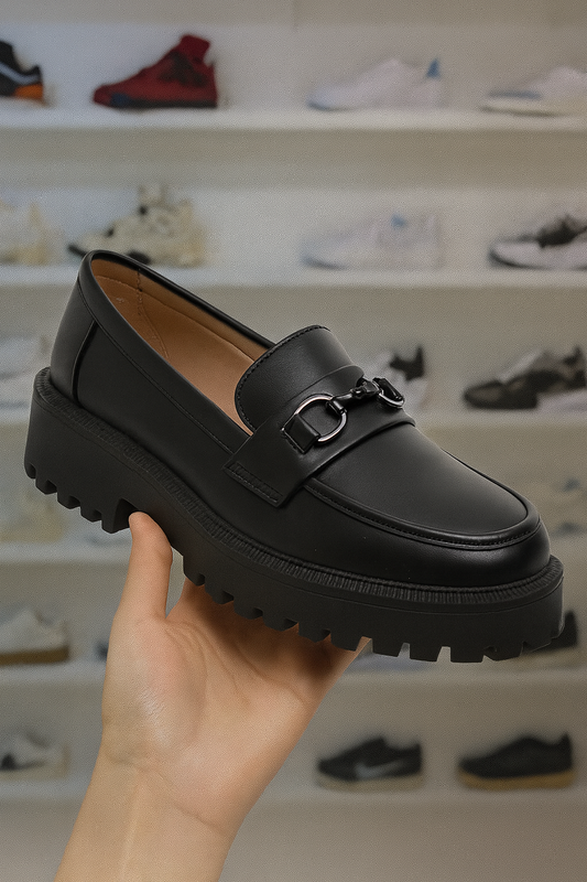 Półbuty Damskie 26105-1 (36-42,12Par)