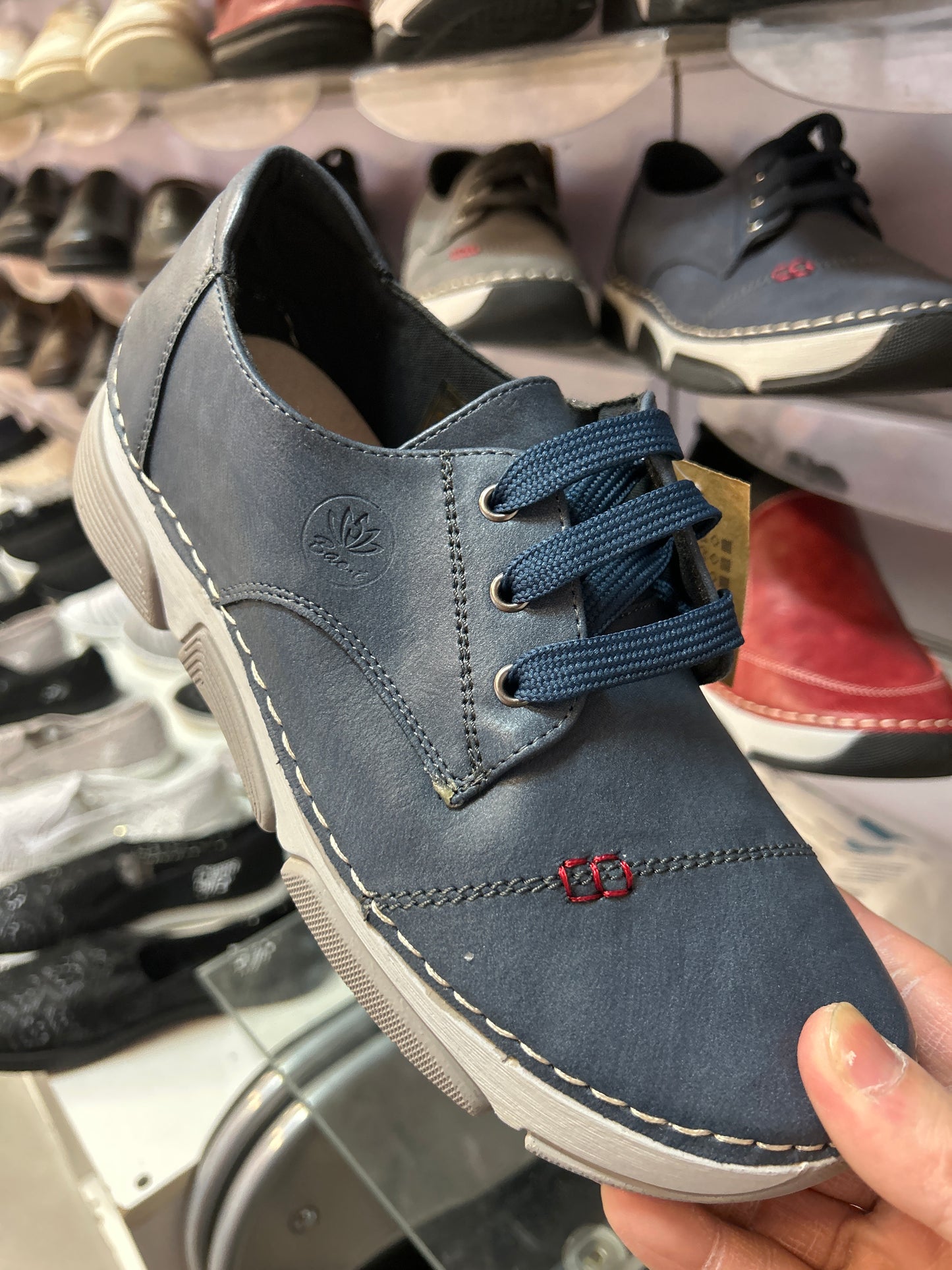 Buty Sportowe Damskie 9002-21 (36-41,12par)
