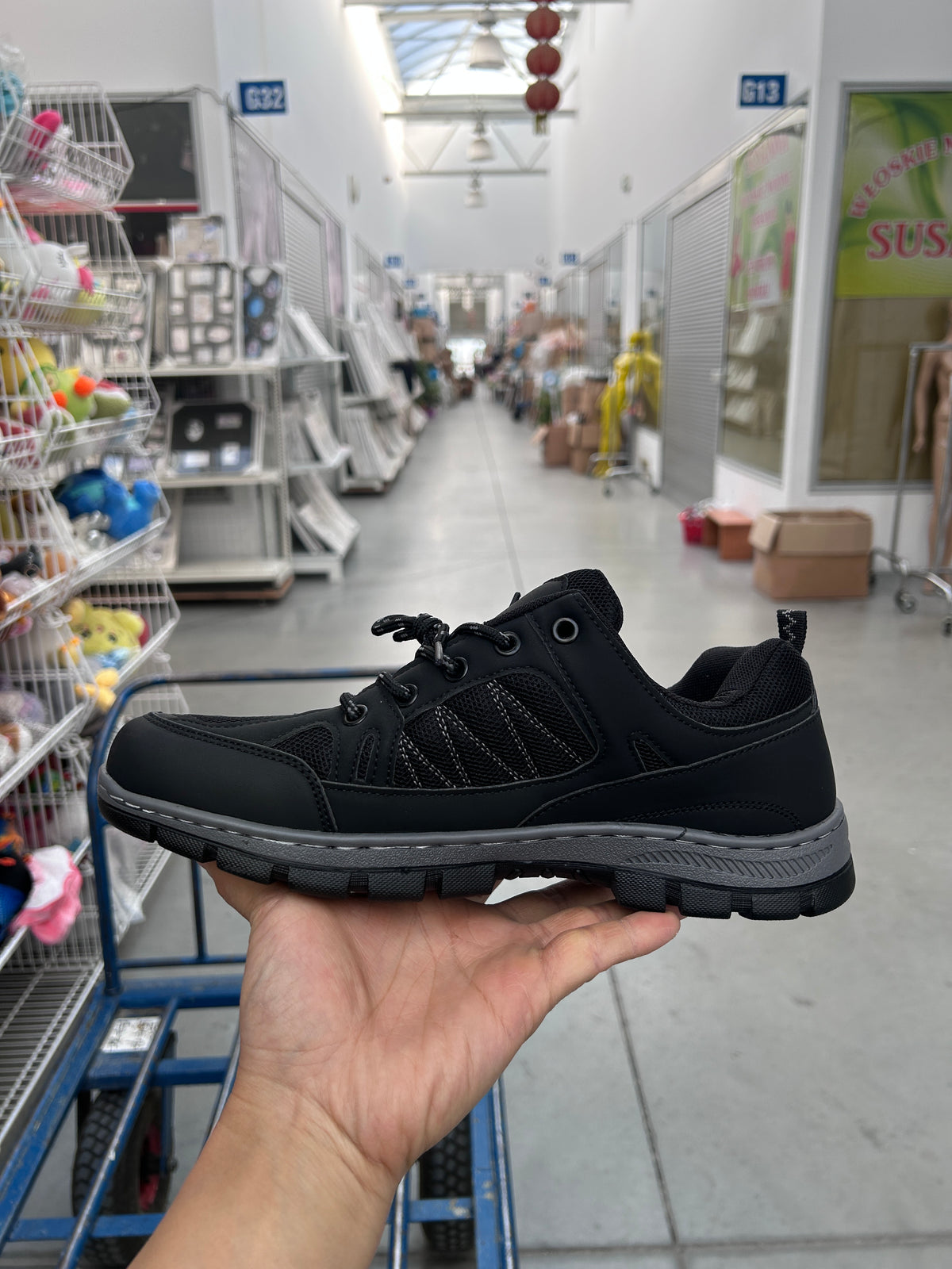 Buty Sportowe Męskie U4001-1 Black (40-46,12par)