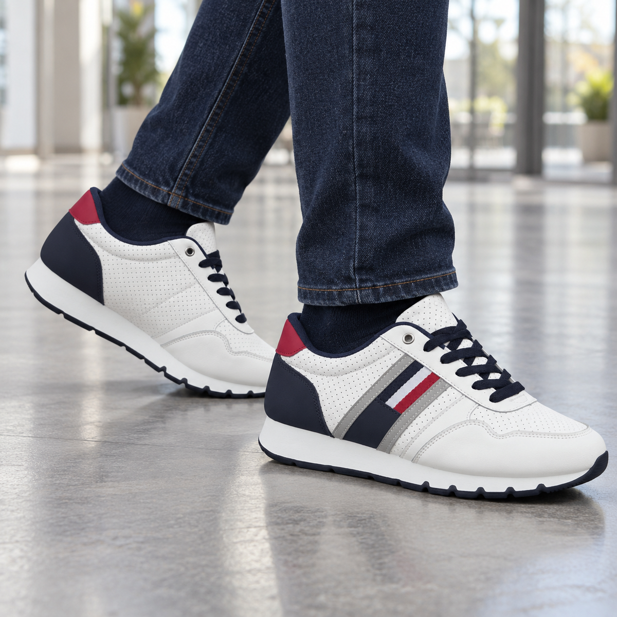 Buty Sportowe Męskie U610-5 (41-46,12par) WHITE