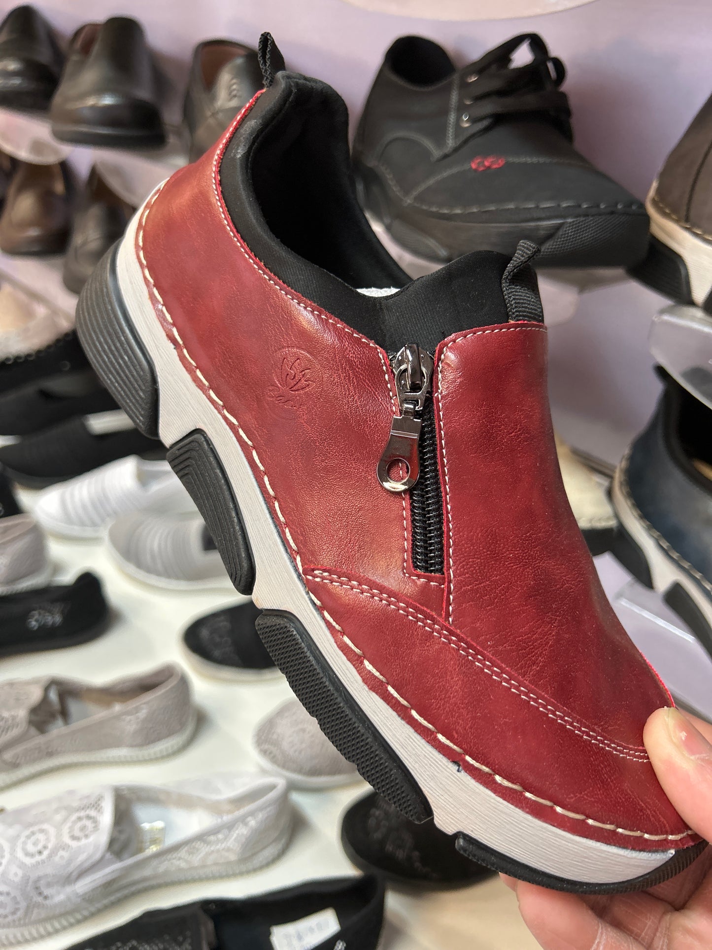 Buty Sportowe Damskie 9006-4 (36-41,12par)