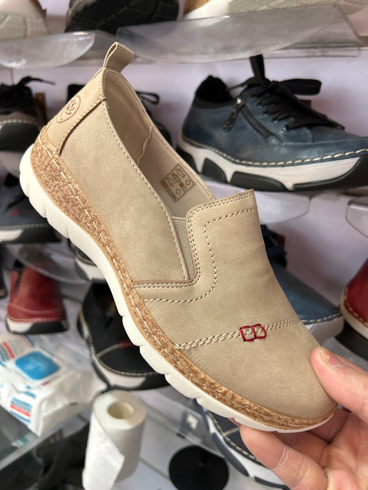 Buty Sportowe Damskie 9167-7 (36-41,12par)