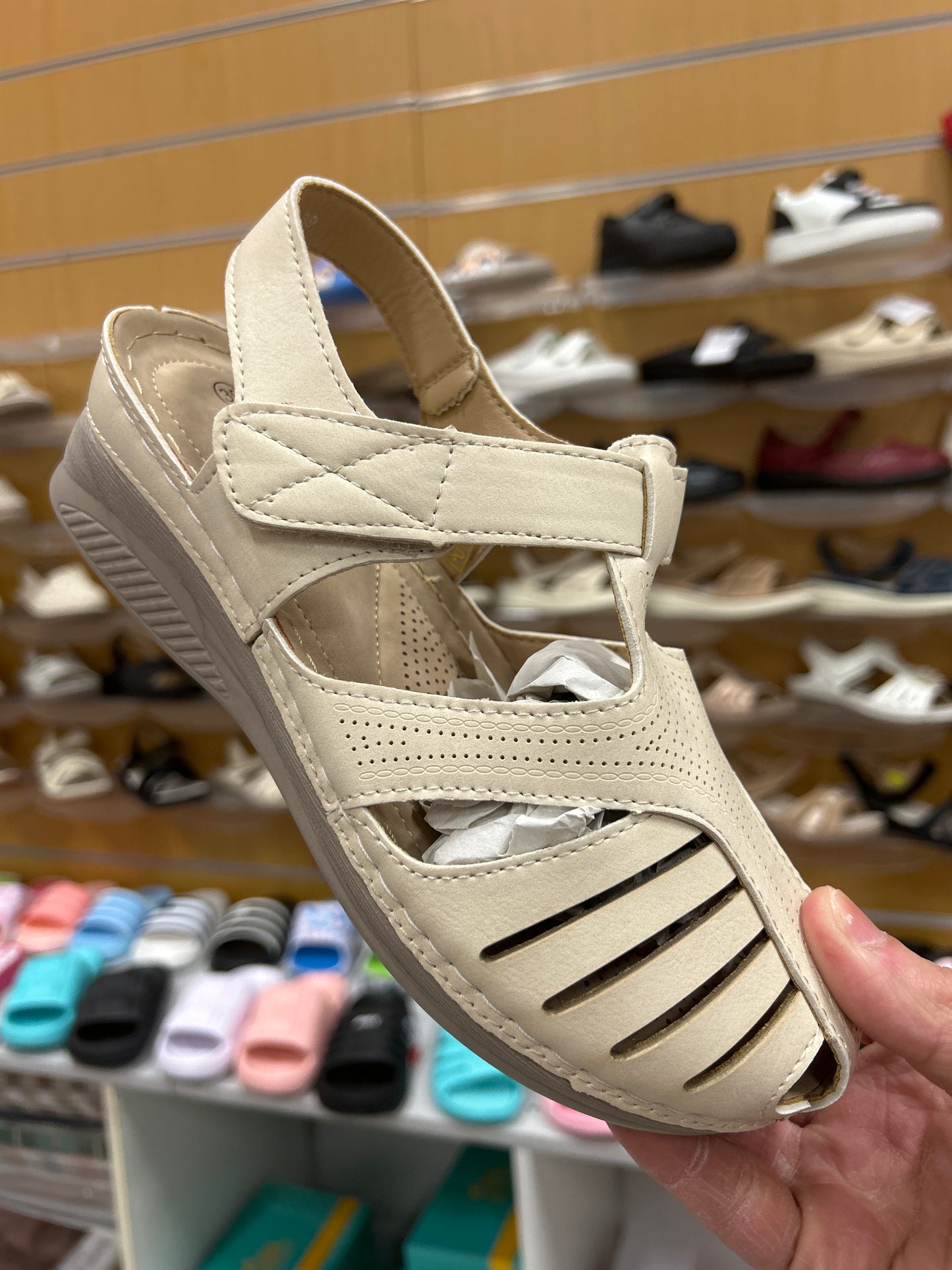 Sandały damskie D21362-4 (36-42,12Par)