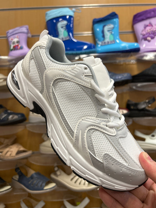 Buty Sportowe Damskie D39000-82 (36-41)