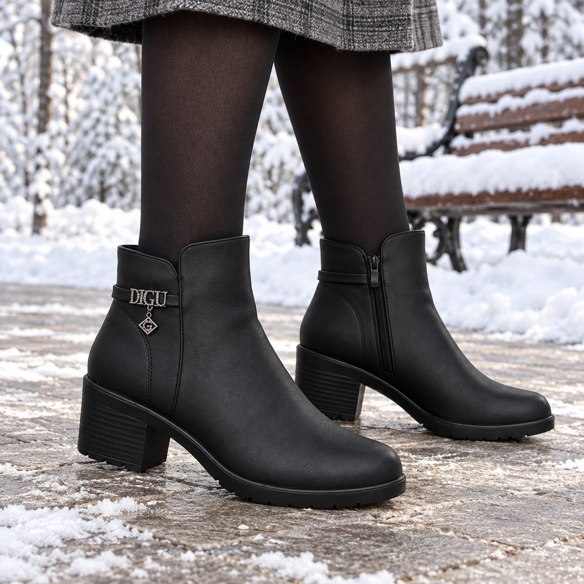 Botki Damskie (36-42) 12Par D7117-1 BLACK
