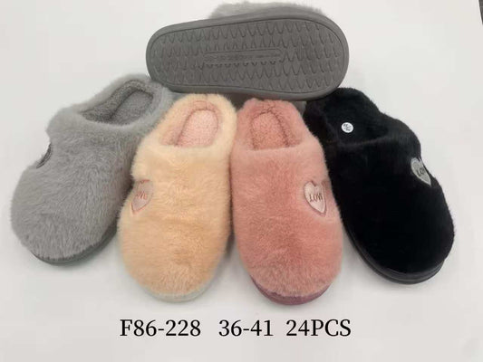 Kapcie Damskie F86-228 (36-41,24p) Mix kolorów