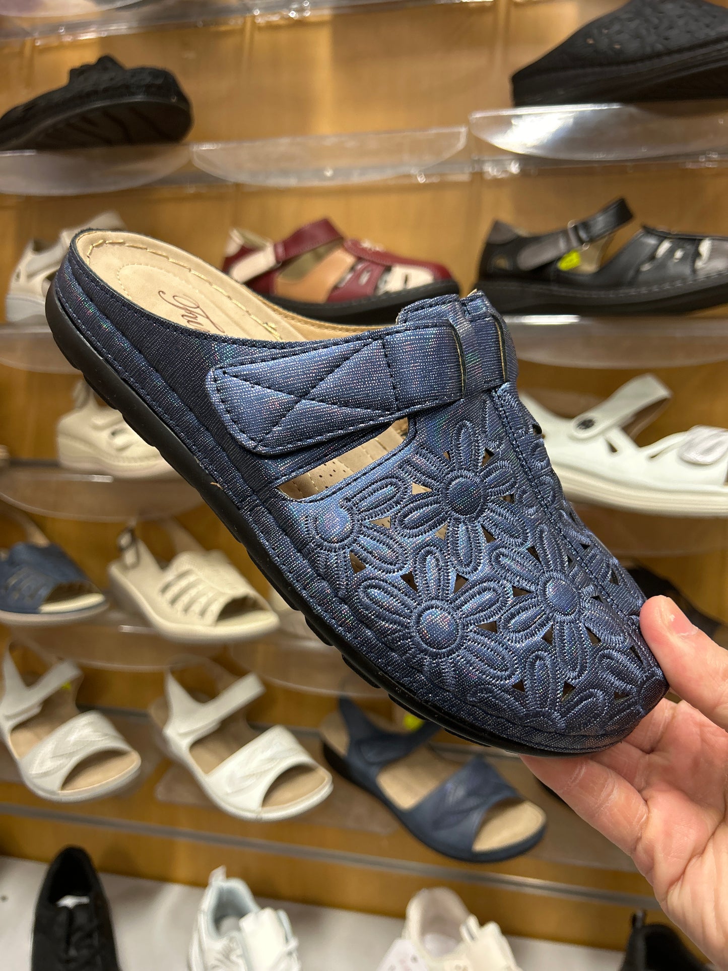 Klapki damskie 21857-2 (36-42,12par)