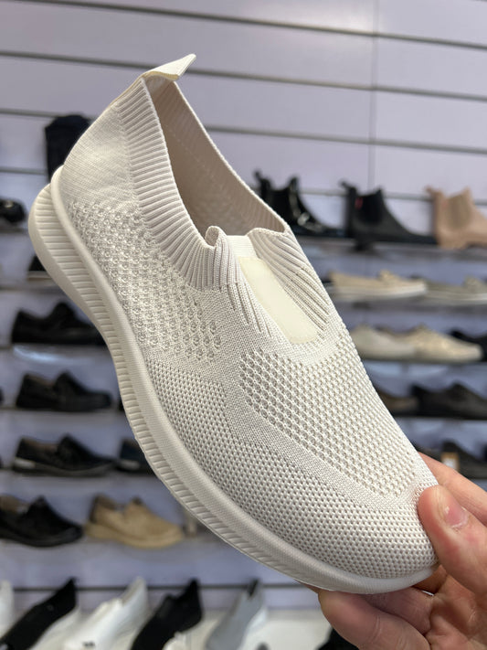 Buty Sportowe Damskie D24003-3 (36-41,12par)