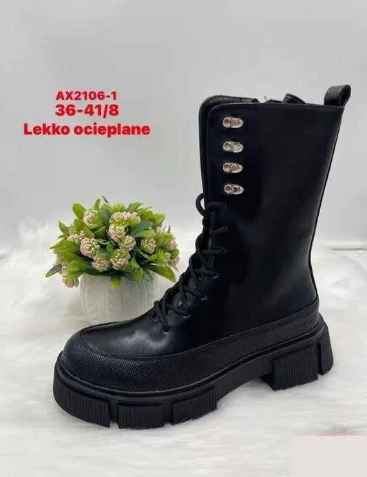 Botki na płaskim- LEKKO OCIEPLANE (36-41, 8par) AX2106-1 BLACK