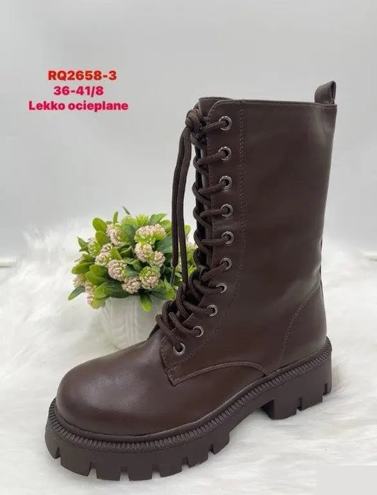 Botki na płaskim- LEKKO OCIEPLANE (36-41, 8par) RQ2658-3 BROWN