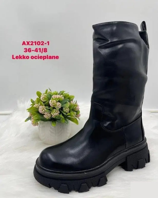 Botki na płaskim- LEKKO OCIEPLANE (36-41, 8par) AX2102-1 BLACK