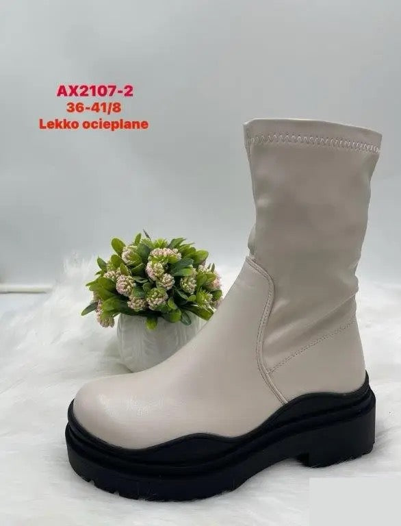Botki na płaskim- LEKKO OCIEPLANE (36-41, 8par) AX2107-2 BEIGE