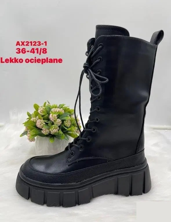 Botki na płaskim- LEKKO OCIEPLANE (36-41, 8par) AX2123-1 BLACK