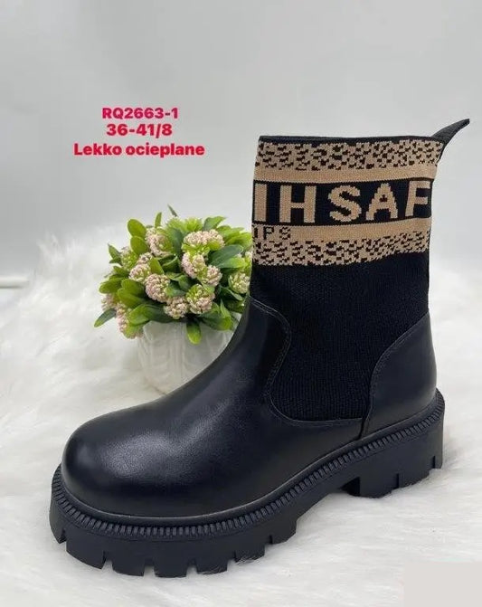 Botki na płaskim- LEKKO OCIEPLANE (36-41, 8par) RQ2663-1 BLACK