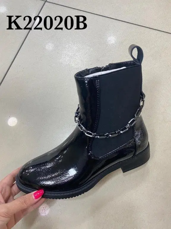 Botki na płaskim damskie (36-41, 12par) K22020B BLACK