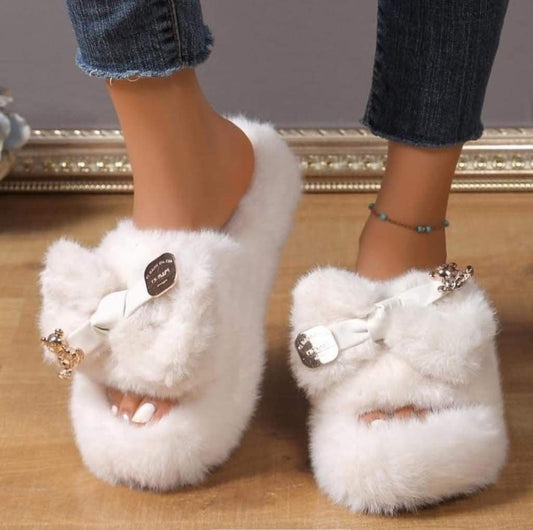 Kapcie Damskie Bg188 (36-41,12p) White