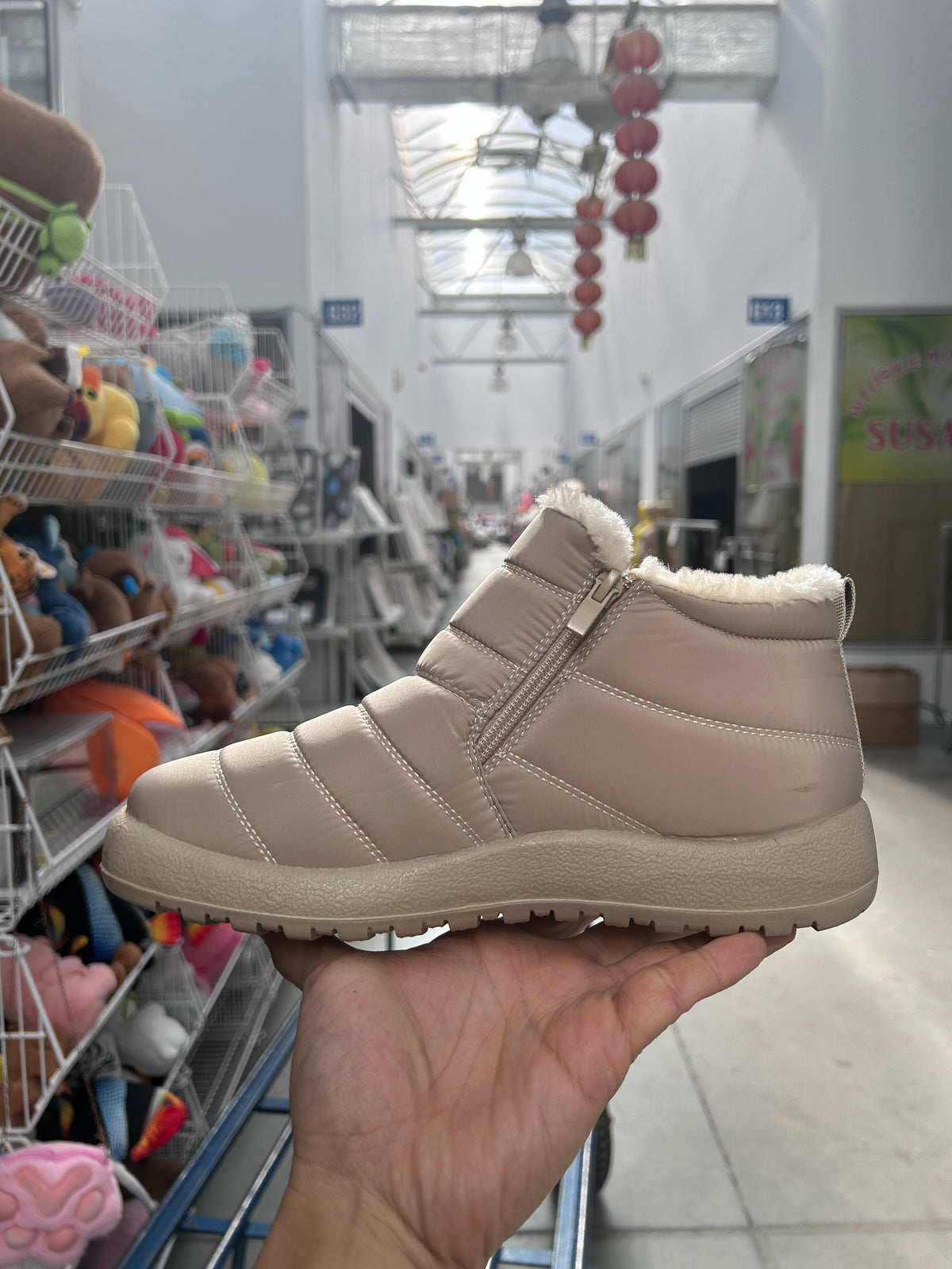 Botki Śniegowce damskie-OCIEPLANE (36-42, 12par) D7513-4 BEIGE