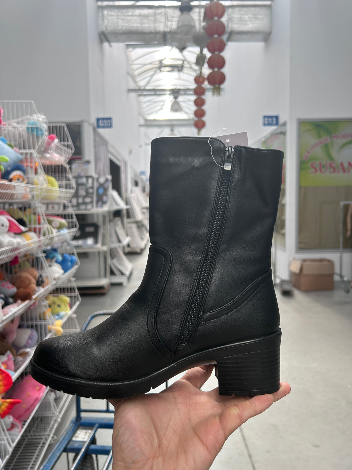 Botki Damskie (36-42) 12Par D7134-21 ALL BLACK