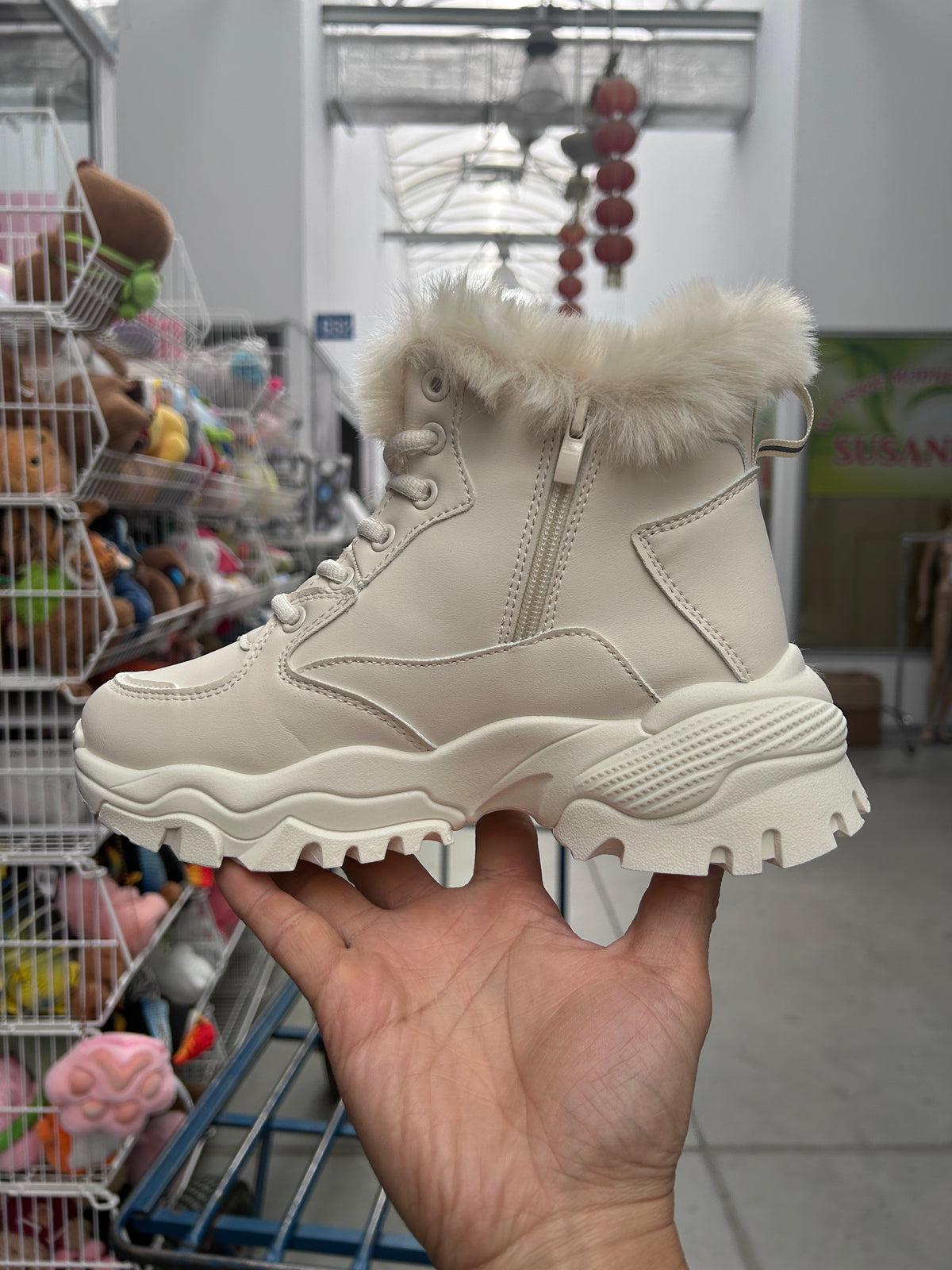 Botki Śniegowce damskie (36-41, 12par) D9303-4 BEIGE