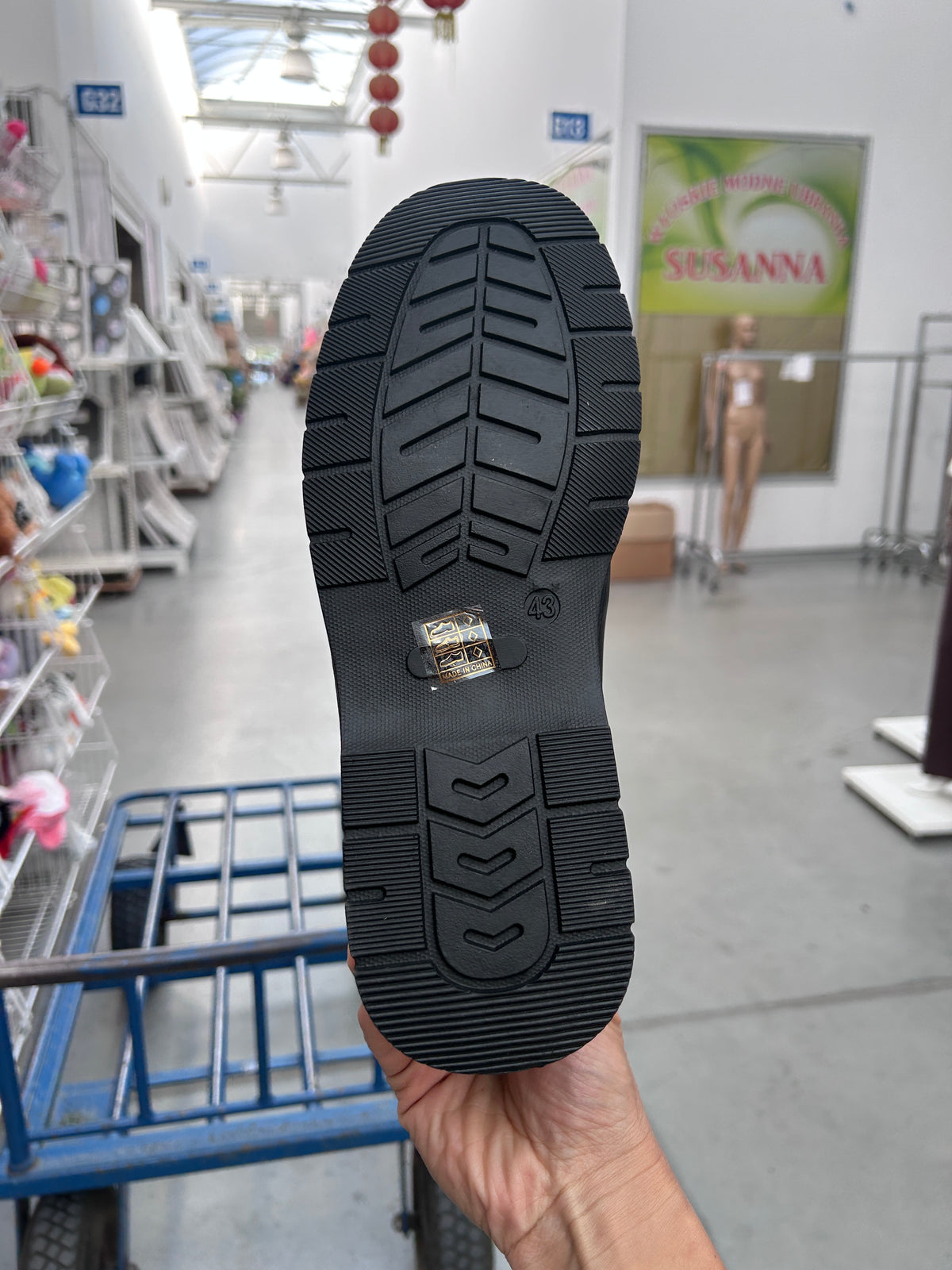 Półbuty męskie U601 (40-46) 12par