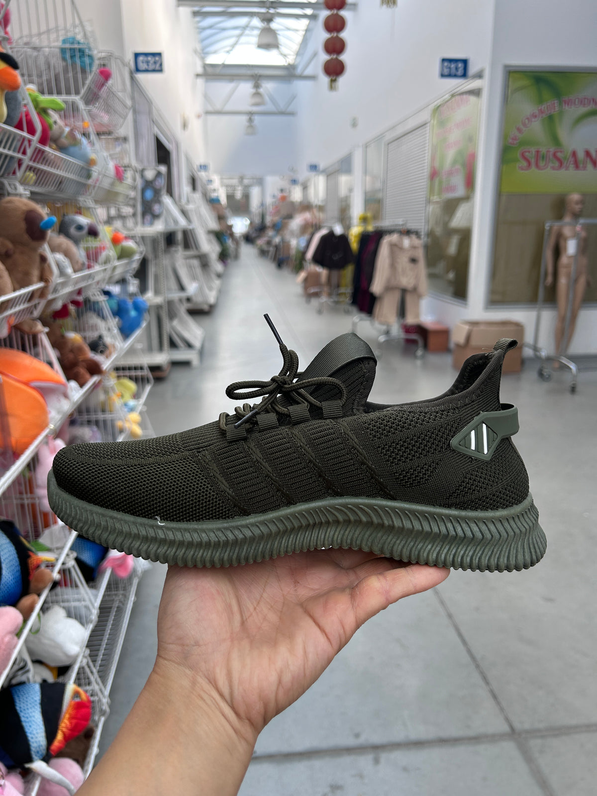 Buty Sportowe Męskie W24001 green  (41-46,12par)