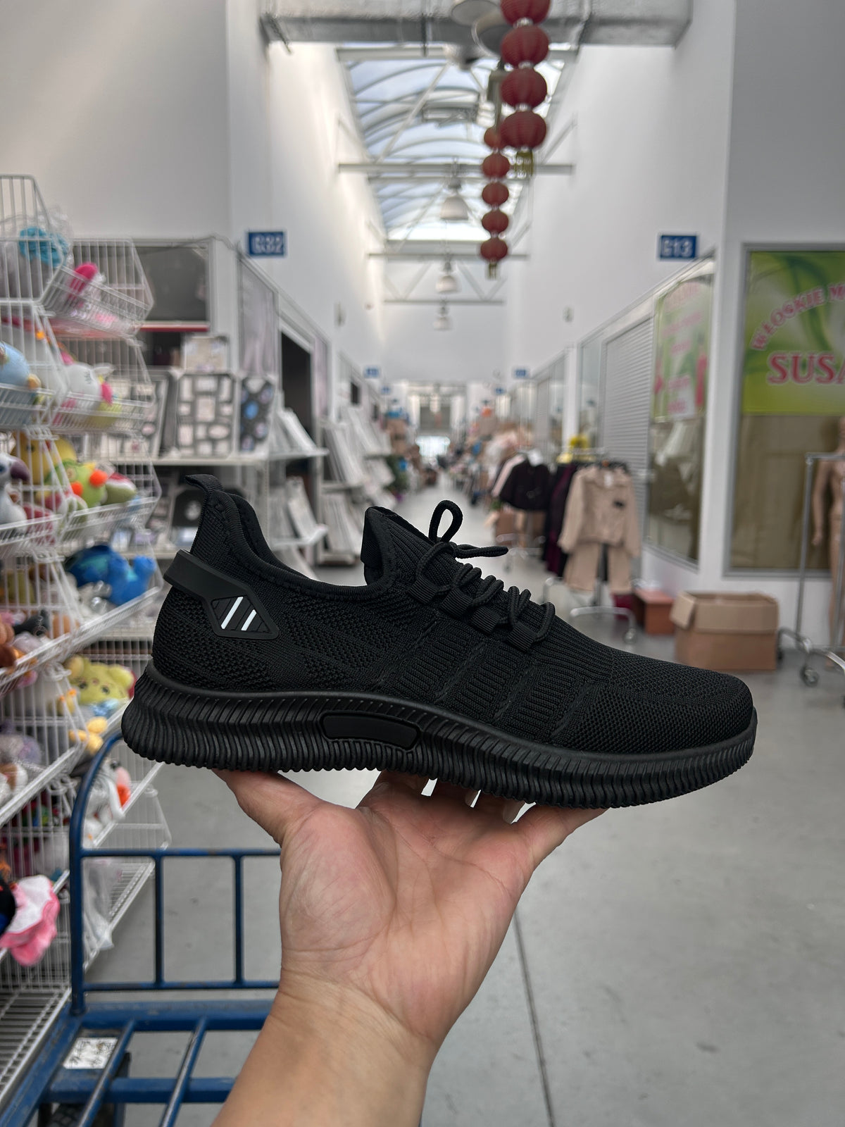 Buty Sportowe Męskie W24001 Black  (41-46,12par)