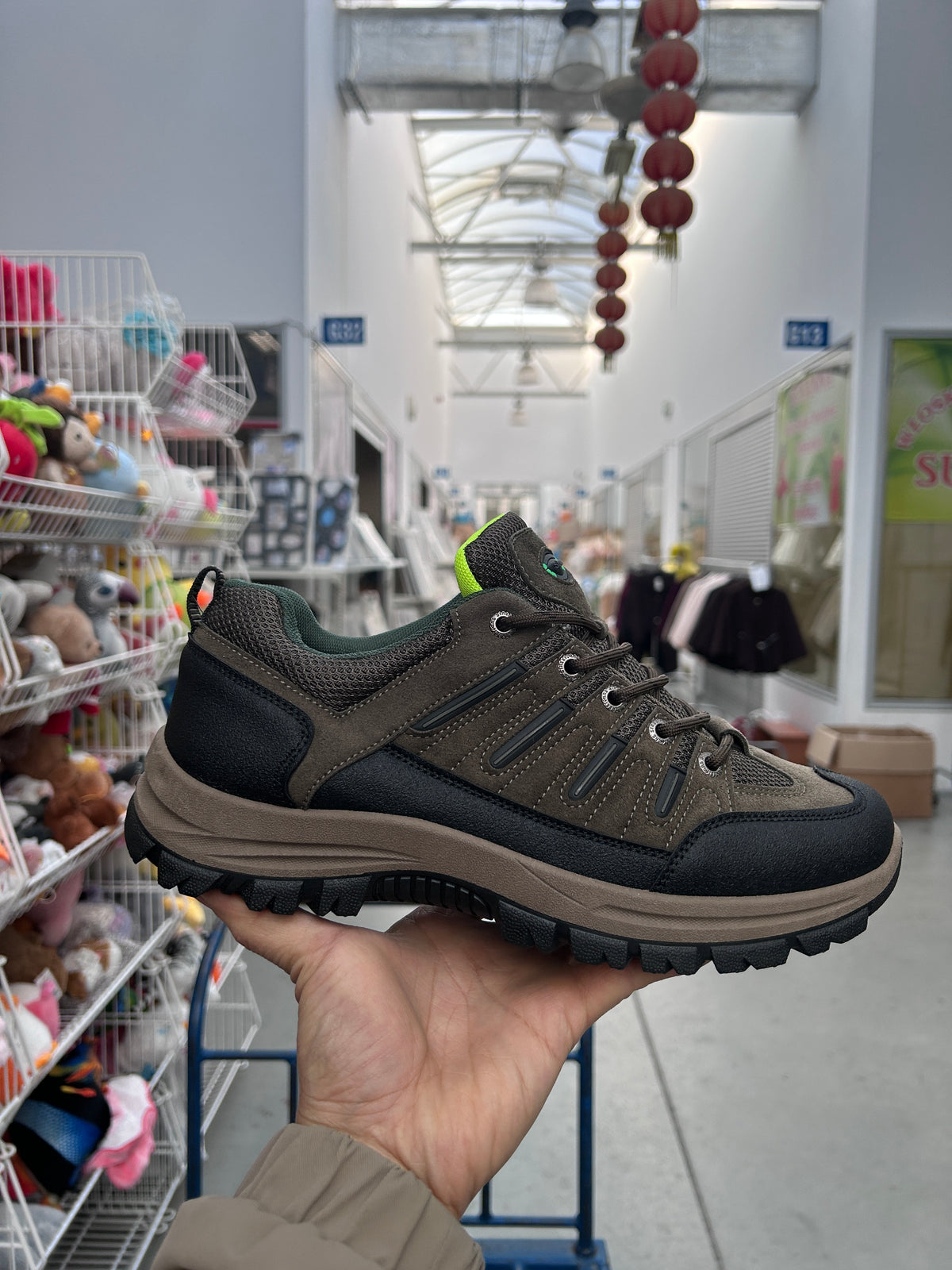 Buty Sportowe Męskie U13007-12  (40-46,12par)