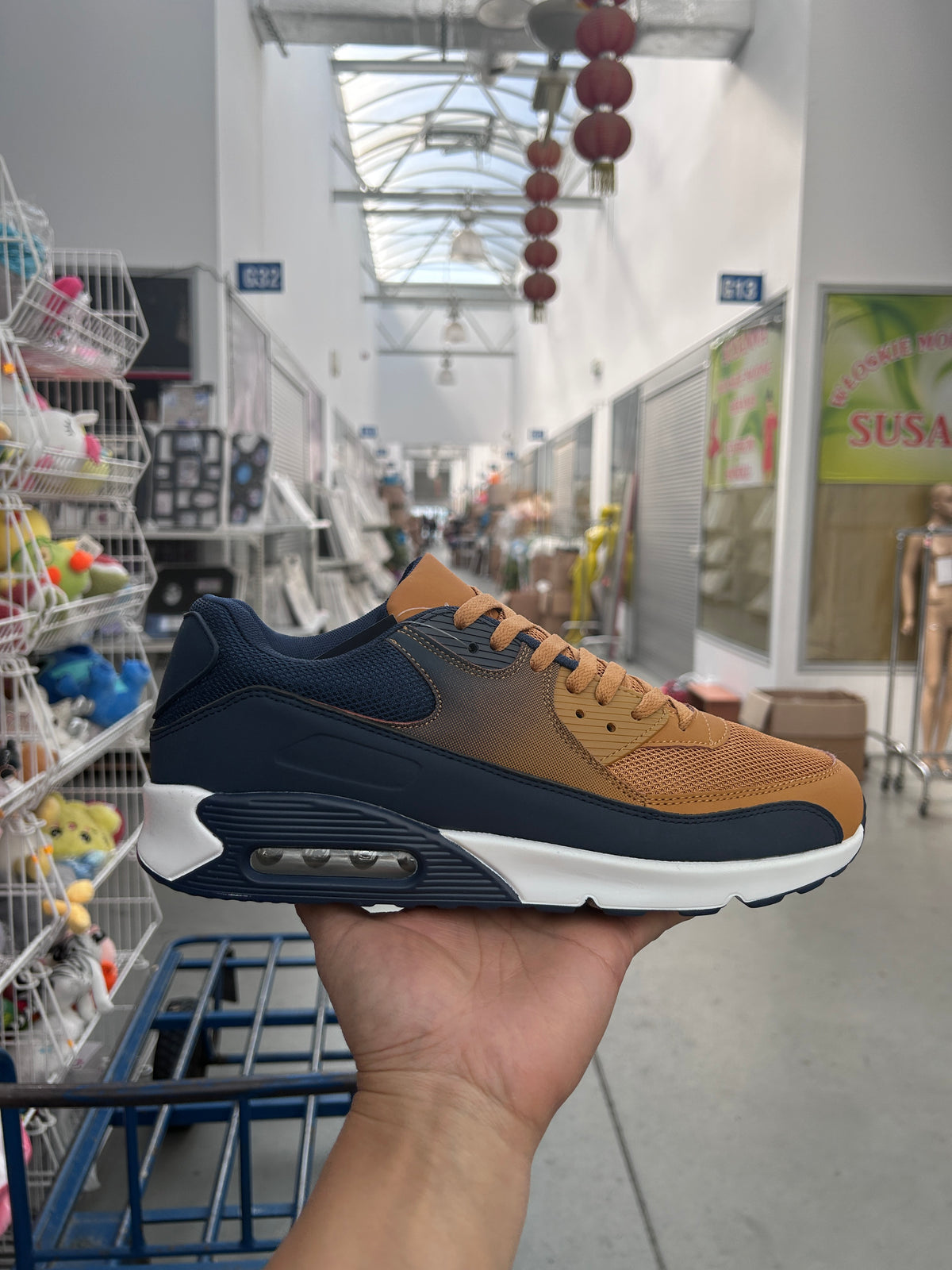 Buty Sportowe Męskie U8104-10  (41-46,12par)