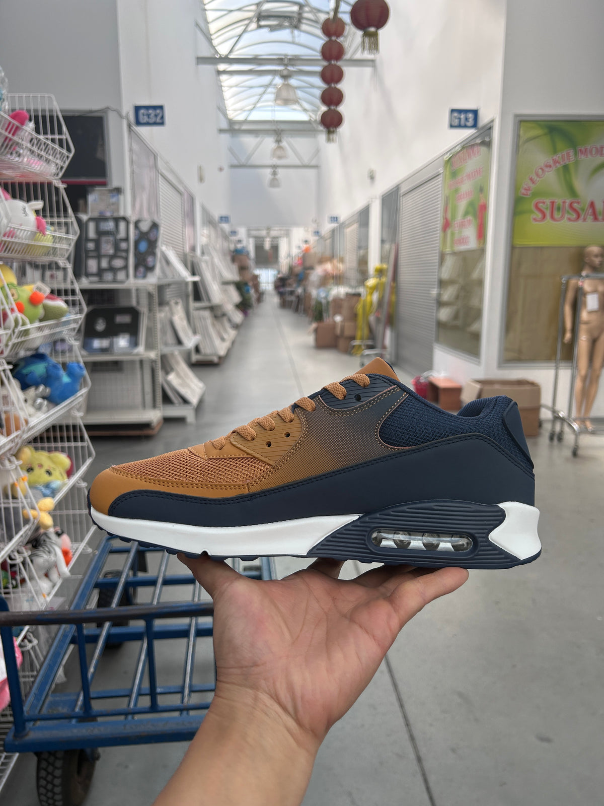 Buty Sportowe Męskie U8104-10  (41-46,12par)