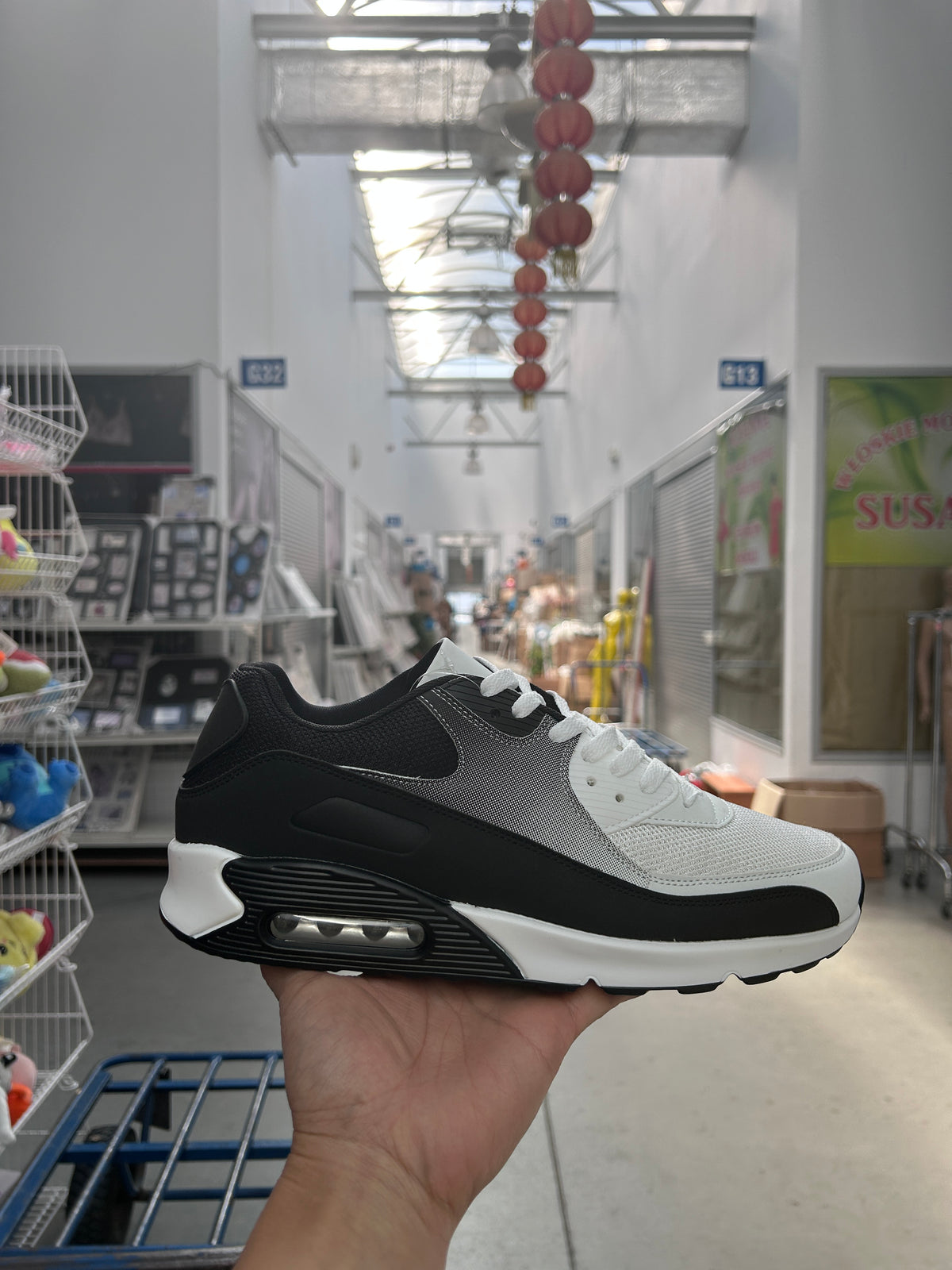 Buty Sportowe Męskie U8104-1  (41-46,12par)