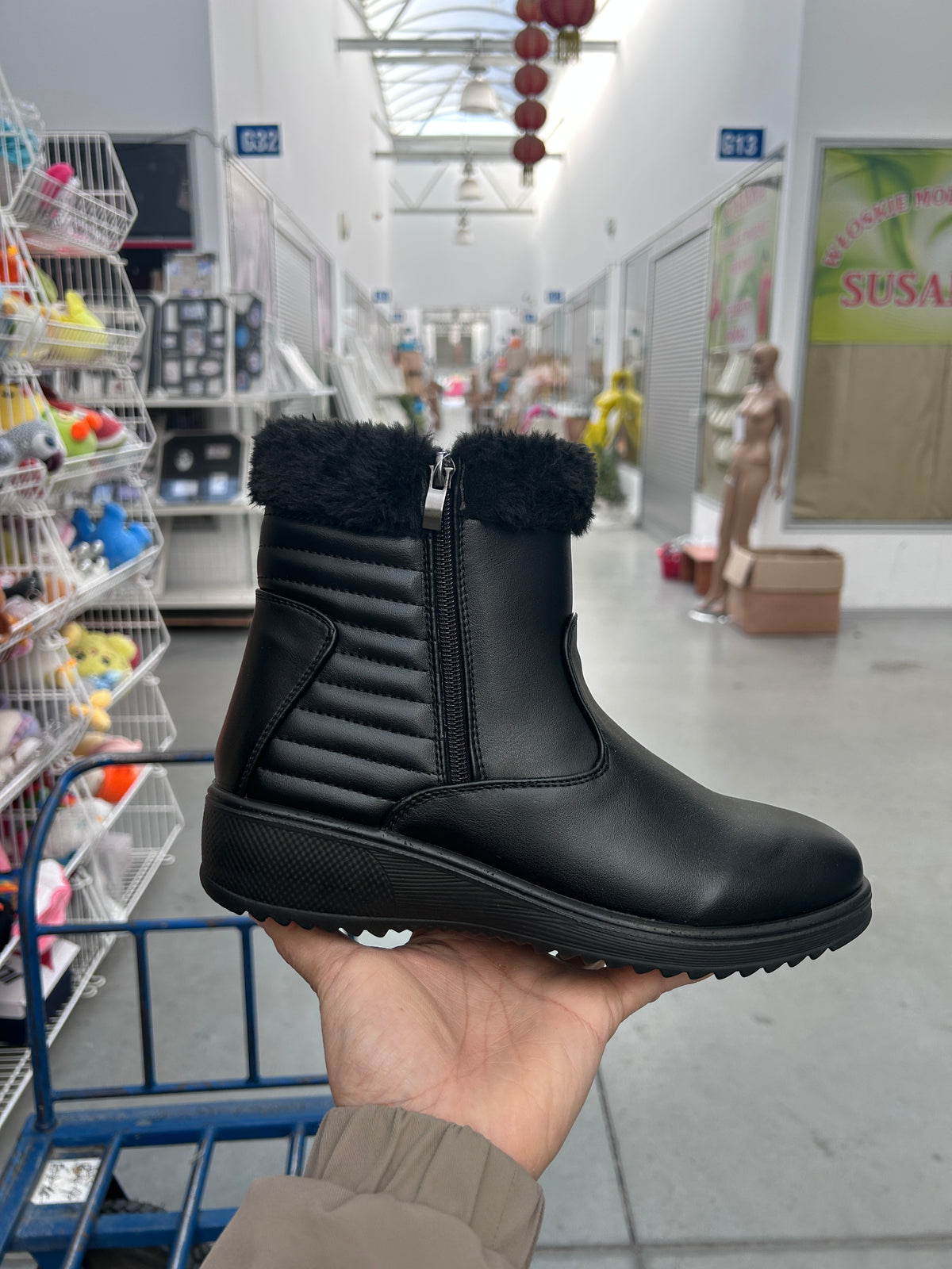 Botki Damskie (36-42) 12Par 26300 BLACK