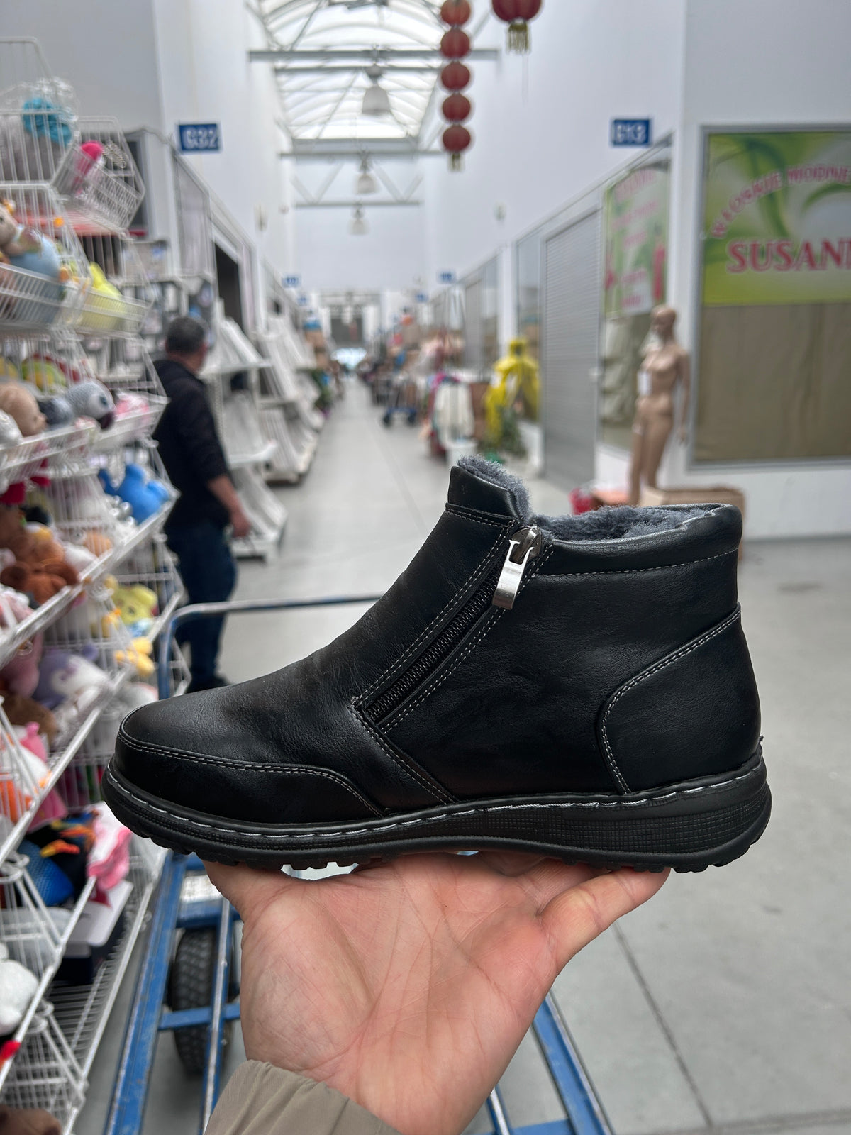 Botki Damskie (36-42) 12Par D83-1 BLACK