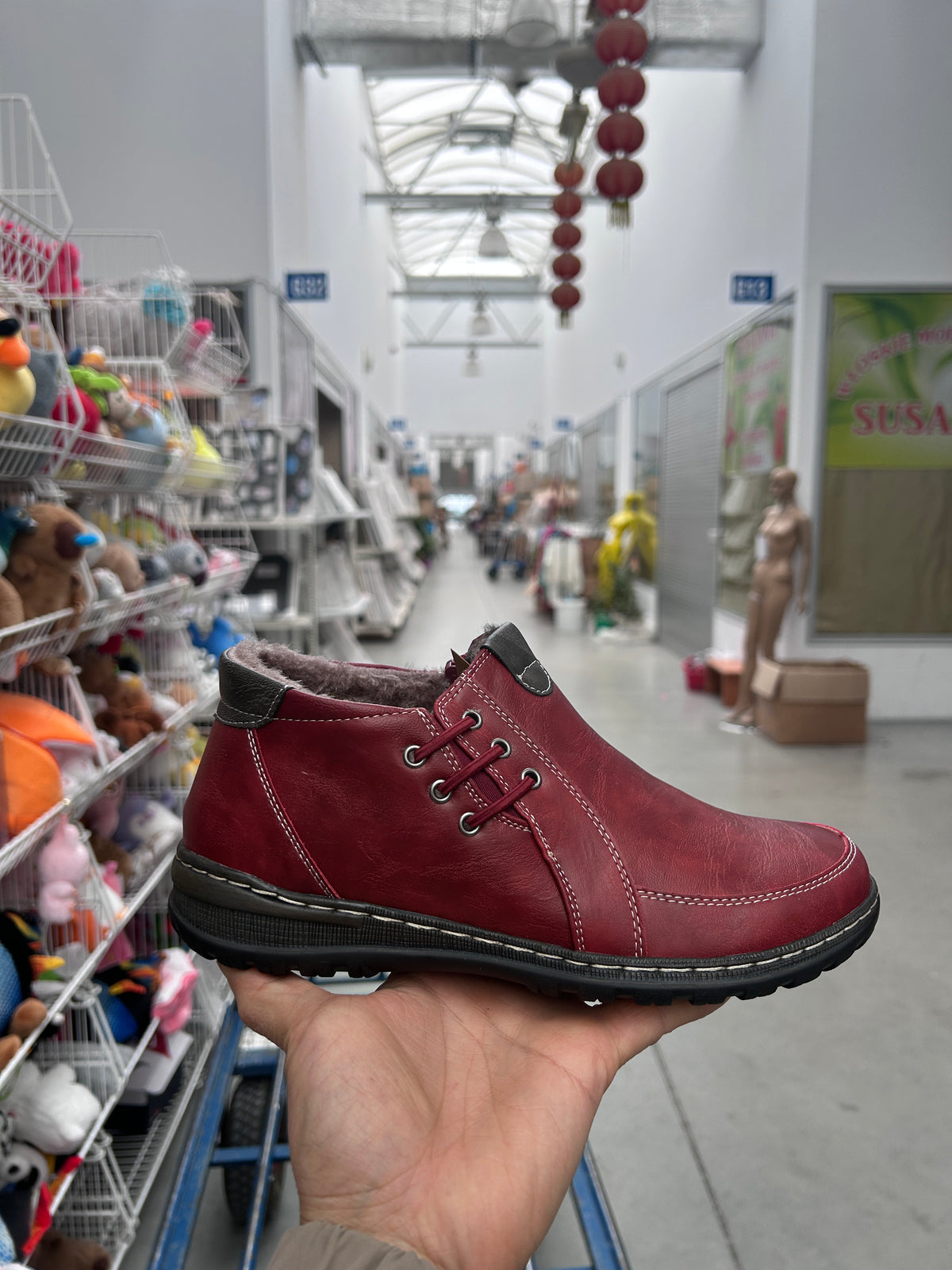 Botki damskie (36-41) 12par 9667-4 RED