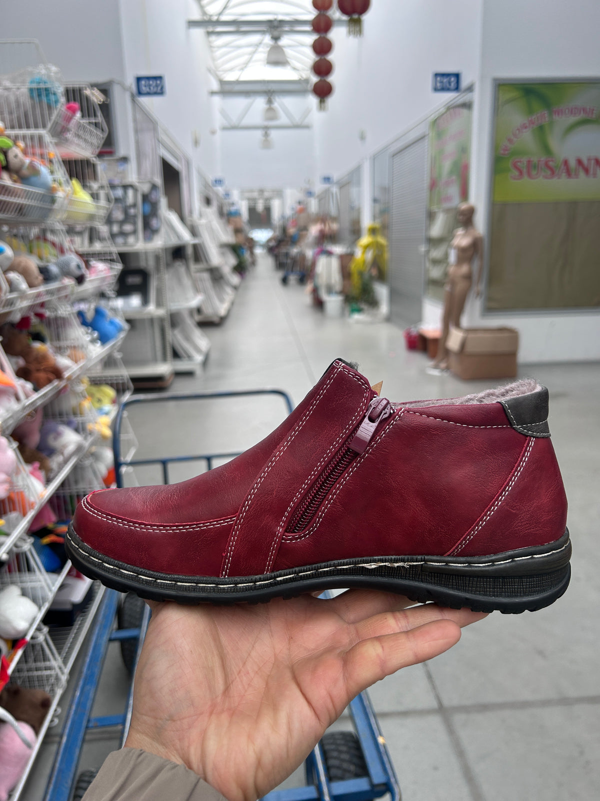 Botki damskie (36-41) 12par 9667-4 RED