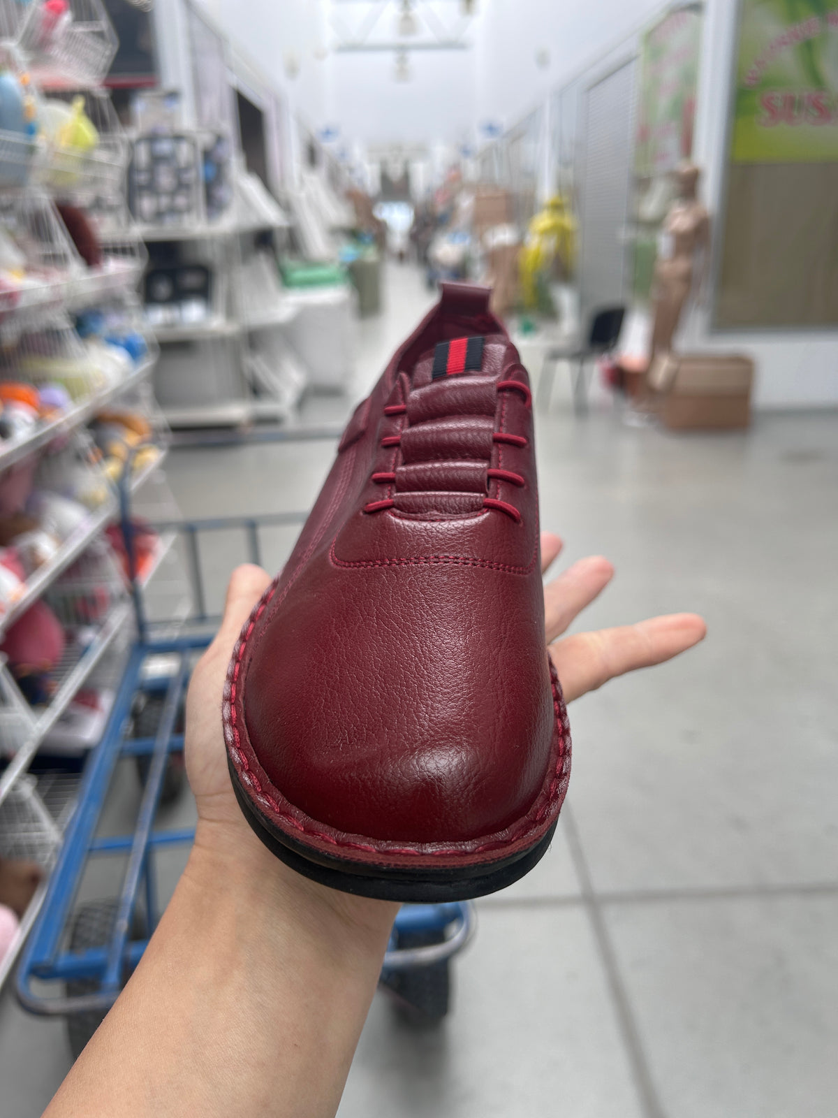 Półbuty Damskie D50-3 (36-42,12Par) Red