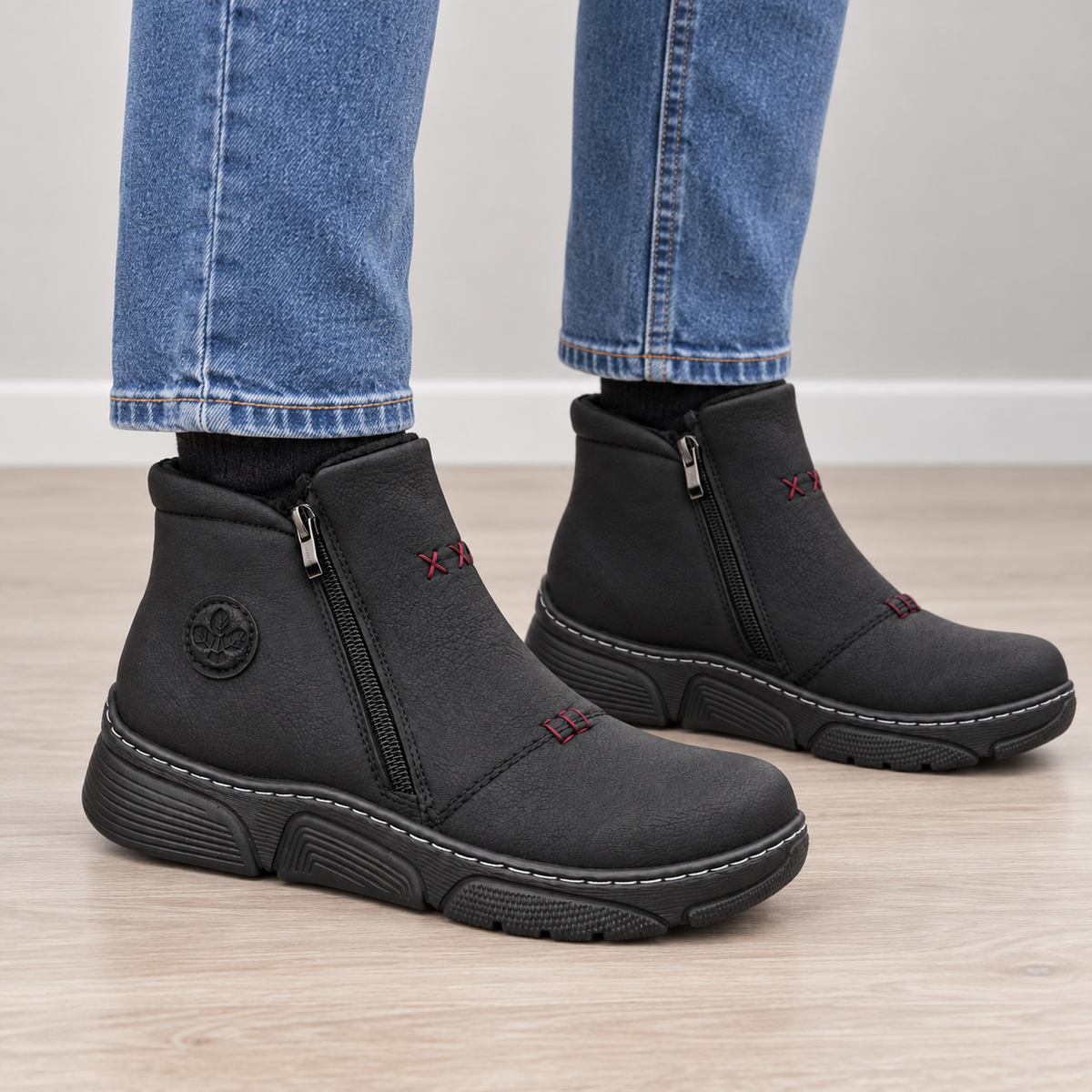 Botki Damskie (36-42) 12Par D1504-1 BLACK