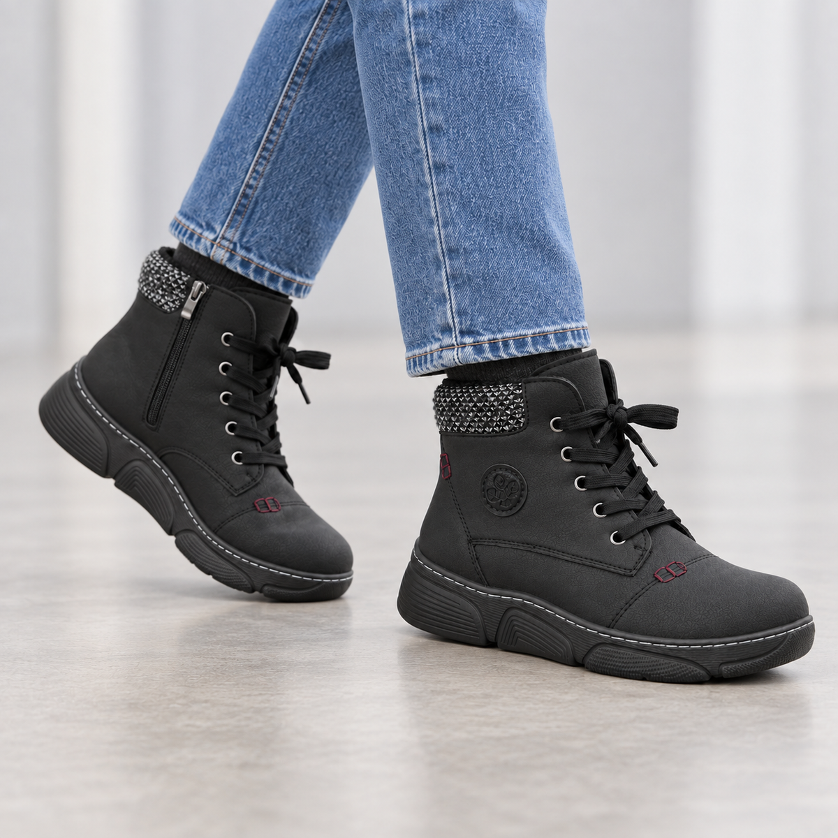 Botki Damskie (36-42) 12Par D1502-1 BLACK